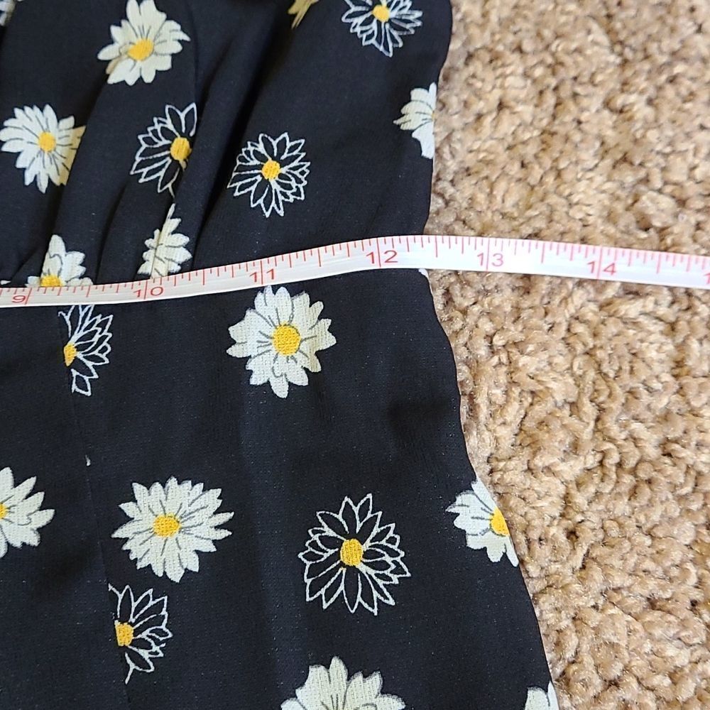 BP Black White Daisy Dress - Picture 5 of 6